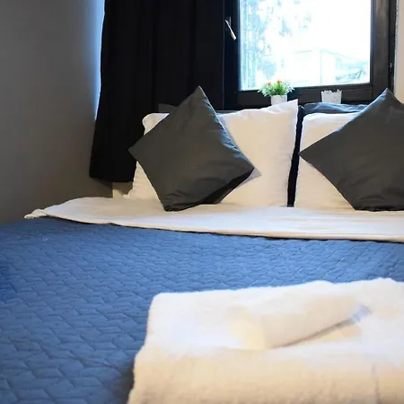 Lägenhetshotell M - Square Private 3*