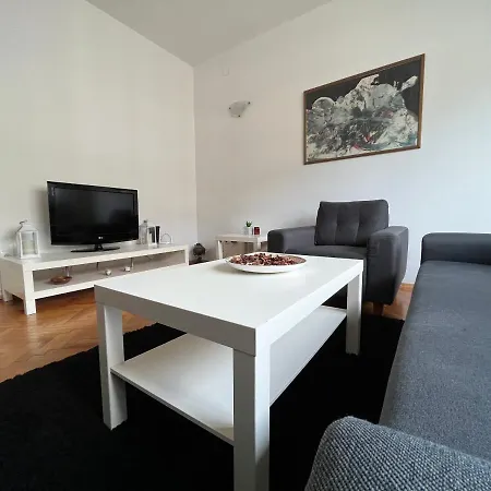 M - Square Private Aparthotel Skopje