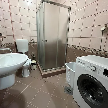 Aparthotel M - Square Private Skopje