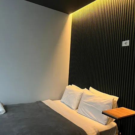 아파트호텔 M - Square Private 3*